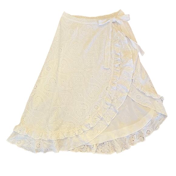 Encantadore Sarong Wrap Skirt Medium Eyelet Embroidered White Coverup Beach Pool - Picture 13 of 16